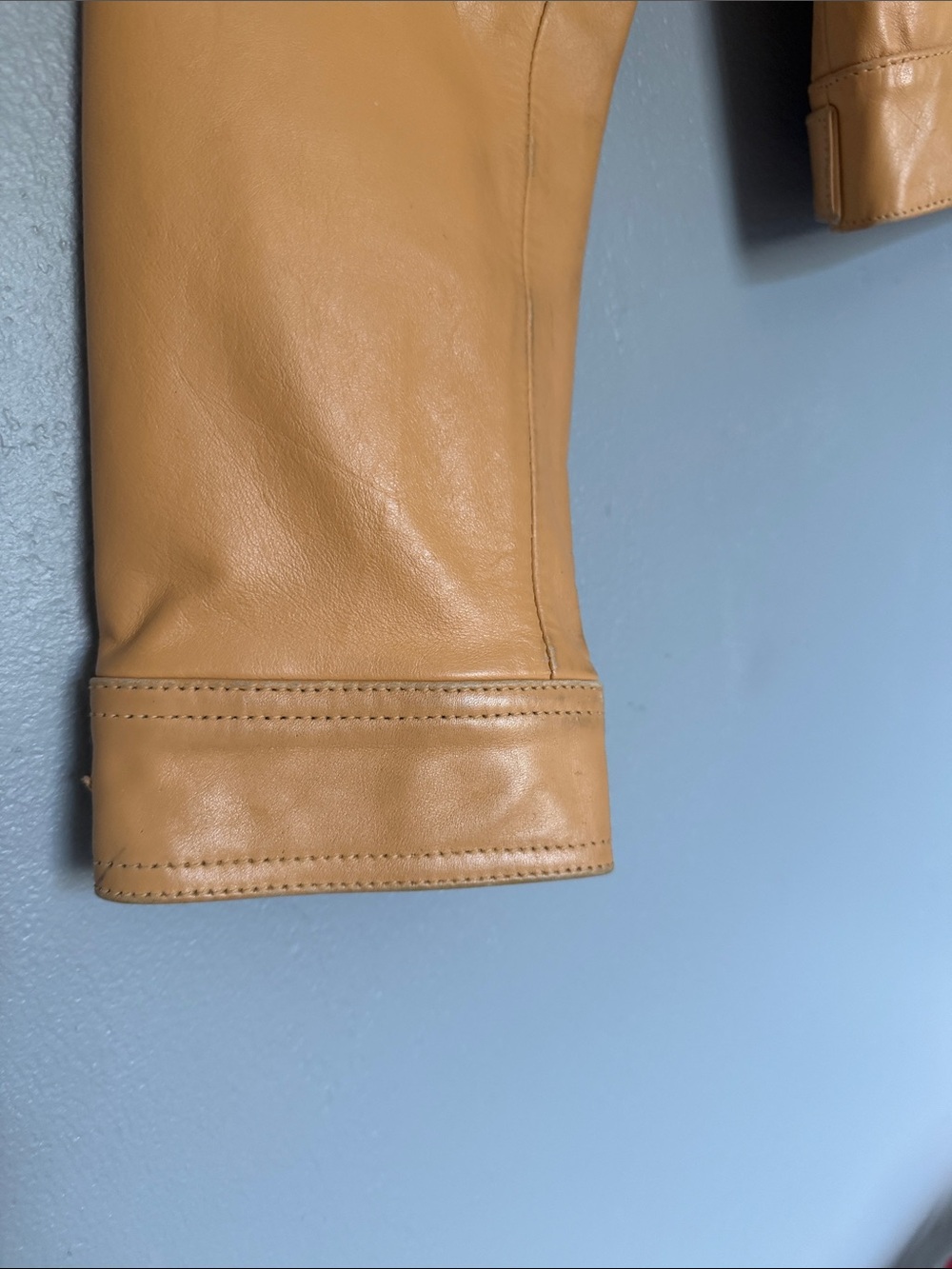Vintage Y2K 90’s Old Navy Women’s Camel Tan Leather Trucker Jacket Size Small - Picture 5 of 14